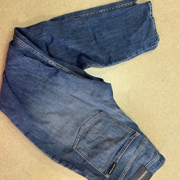 Calvin Klein Jeans in Deep Blue - Picture 4 of 9